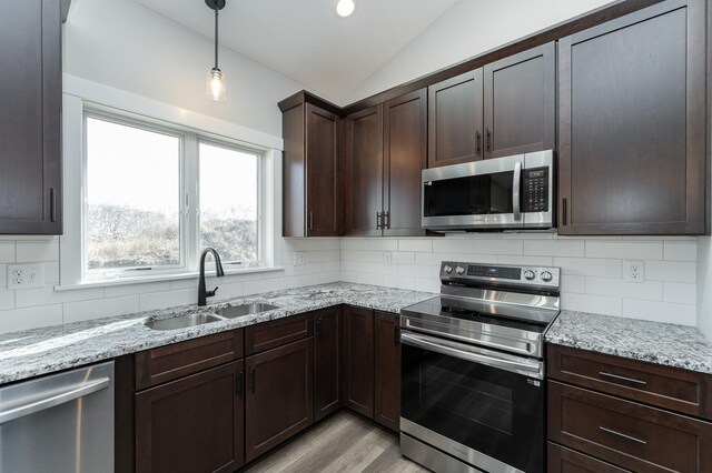 877 Picadilly Ln NW, Rochester, MN 55901 - photo 15