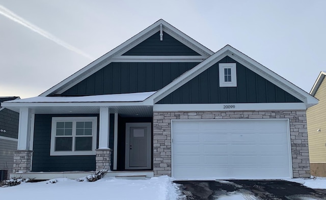 view of front of home featuring a garage