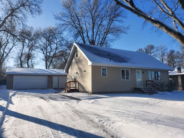 view of front of property featuring a garage