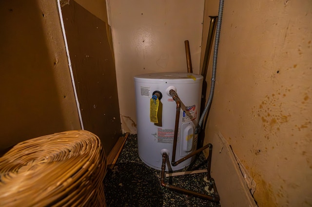 23790 360th St, Huntersville Twp, MN 56464 - utilities with water heater