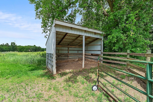 2021 Main St S, Pine City Twp, MN 55063 - view of pole building featuring a detached carport