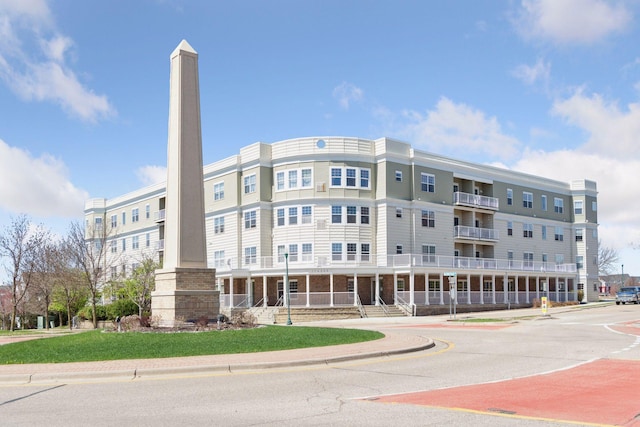 view of building exterior