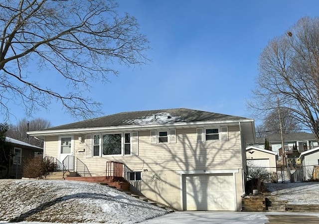 view of front facade with a garage