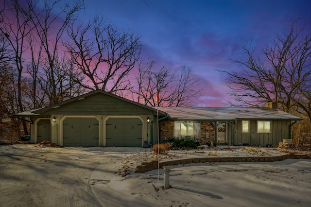 view of front of house featuring a garage