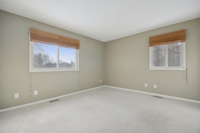 empty room featuring carpet