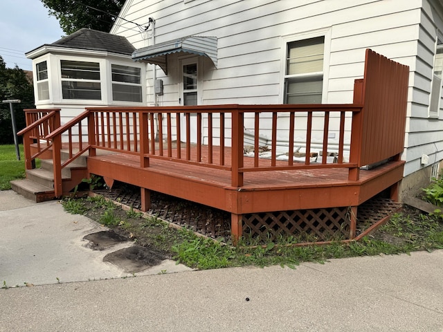 404 Vine St, Fergus Falls, MN 56537 - view of deck