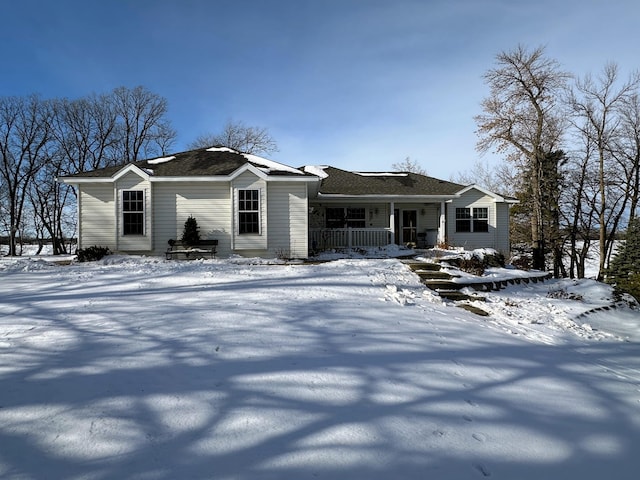 view of front of home featuring a porch