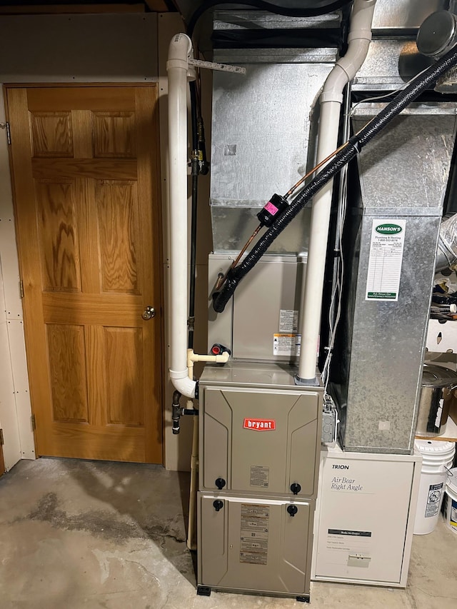 43561 Paul Lake Dr, Edna Twp, MN 56573 - utilities featuring heating unit