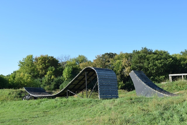 view of outdoor structure