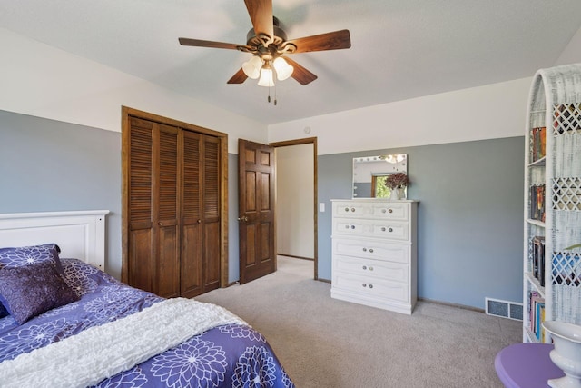 2500 Urbandale Ln N, Plymouth, MN 55447 - carpeted bedroom featuring a closet and ceiling fan