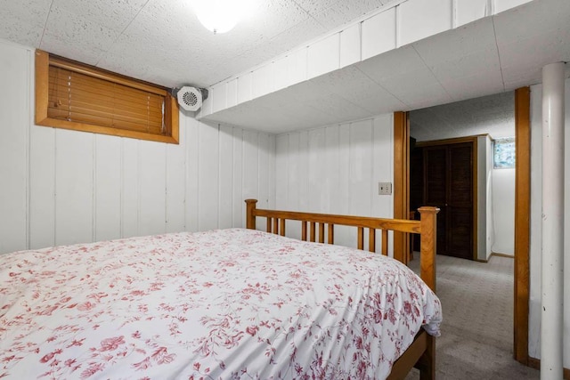 bedroom with carpet flooring