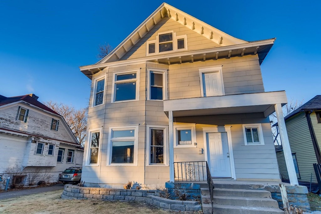 view of front of house