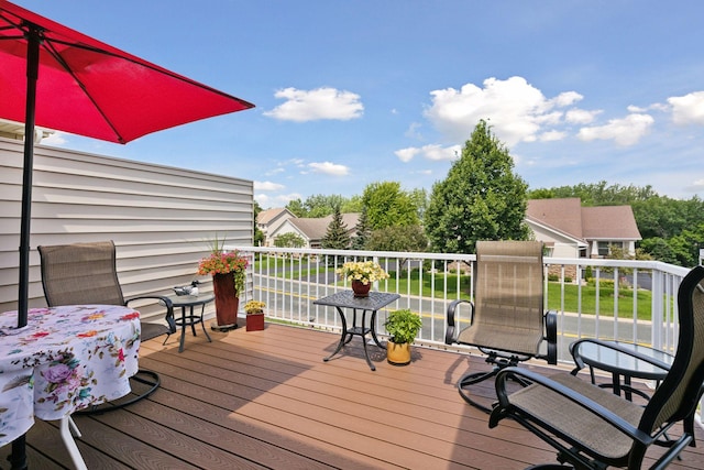 8160 Virginia Ln, Savage, MN 55378 - view of wooden deck