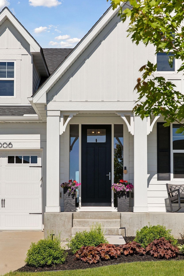 entrance to property with covered porch