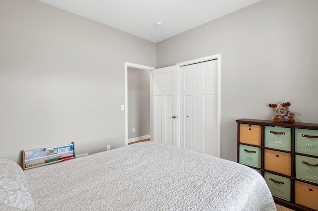 bedroom featuring a closet