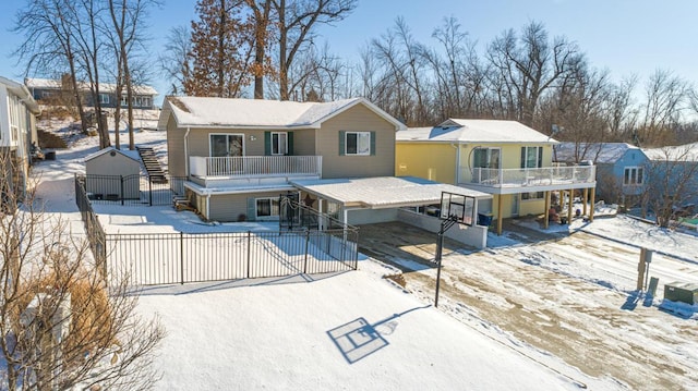 view of front of property with a storage unit