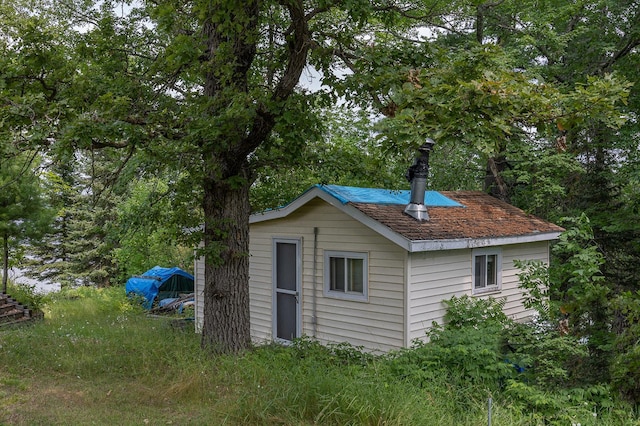 view of outbuilding