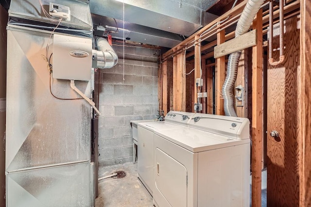 laundry room featuring washer and dryer