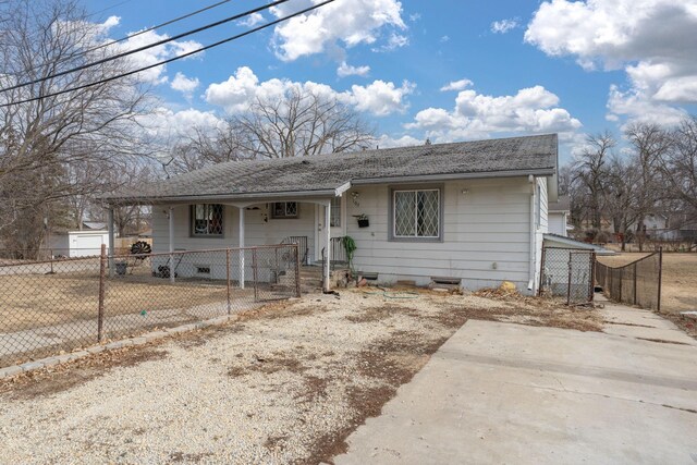 view of front of home