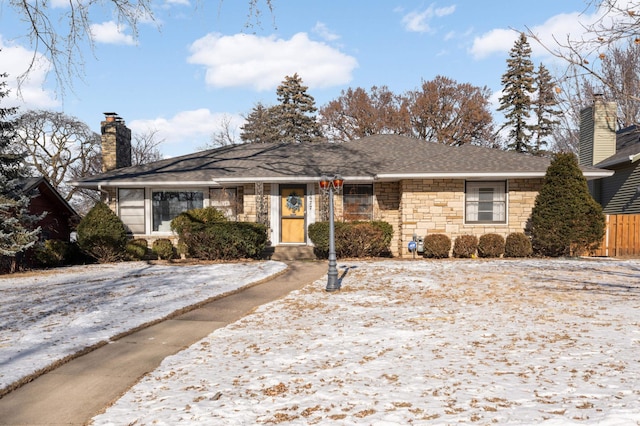 view of front of property