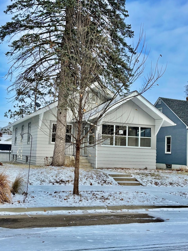 view of front of house