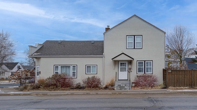 view of front of property