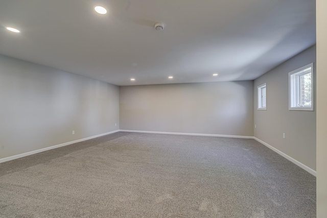 empty room featuring carpet floors