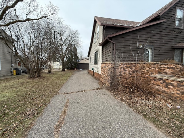 view of property exterior