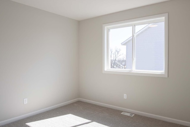 14554 Kingsview Ln N, Dayton, MN 55327 - unfurnished room featuring carpet and baseboards
