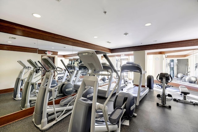 gym with recessed lighting, visible vents, and baseboards