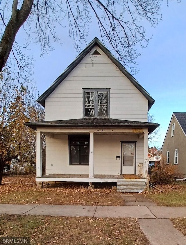 bungalow-style house featuring covered porch