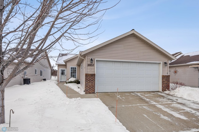 view of front of home featuring a garage