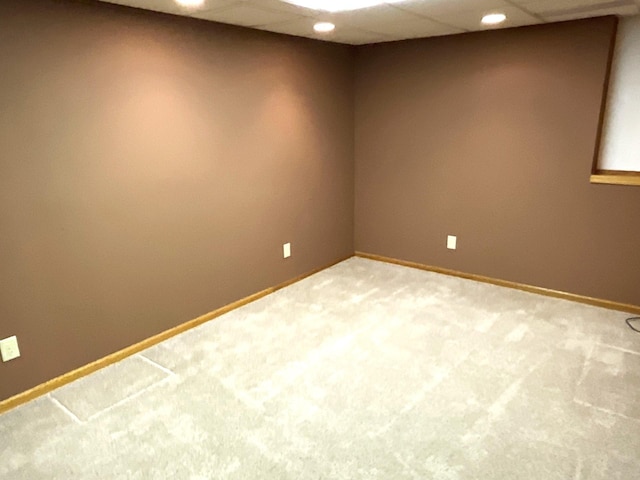 spare room with carpet flooring