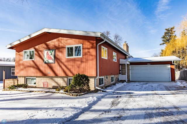 view of front of house featuring a garage