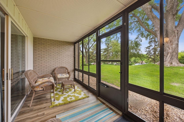 4380 Brookside Ct Unit 116, Edina, MN 55436 - view of sunroom / solarium