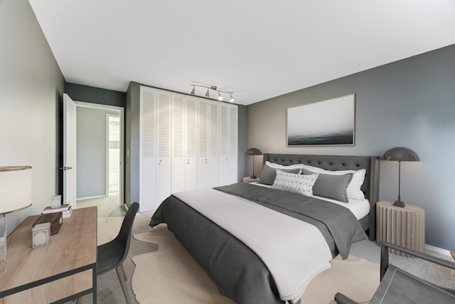 4380 Brookside Ct Unit 116, Edina, MN 55436 - carpeted bedroom featuring a closet and radiator