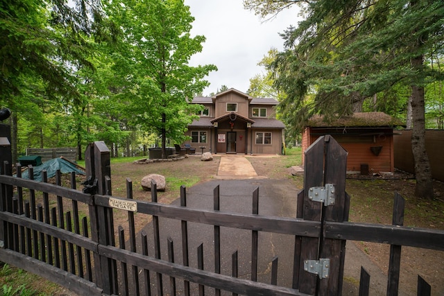 3835 Lake Rd, Barnum Twp, MN 55767 - view of front of house