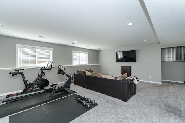 exercise room with recessed lighting, carpet flooring, and baseboards