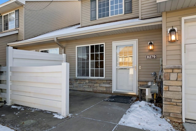 view of property entrance