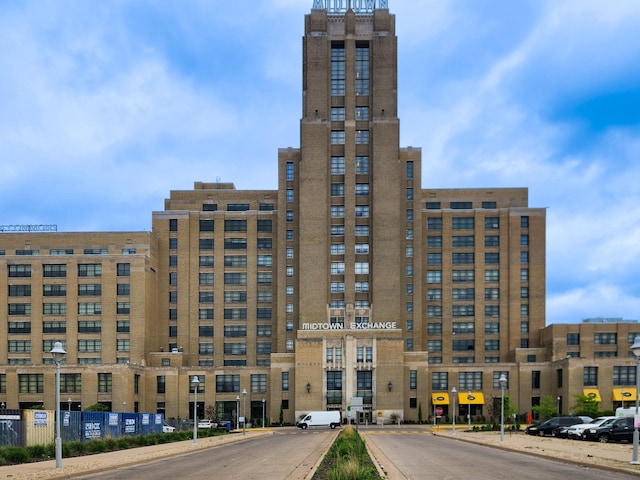2929 Chicago Ave Unit 1216, Minneapolis, MN 55407 - view of building exterior with uncovered parking
