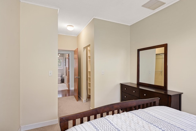 3054 Lake Shore Dr Unit B, Minneapolis, MN 55416 - bedroom with baseboards, visible vents, ornamental molding, and carpet floors