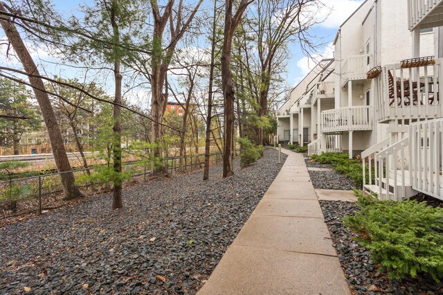 3054 Lake Shore Dr Unit B, Minneapolis, MN 55416 - surrounding community with fence