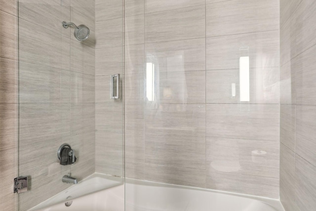 bathroom featuring enclosed tub / shower combo