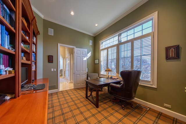 sitting room featuring crown molding