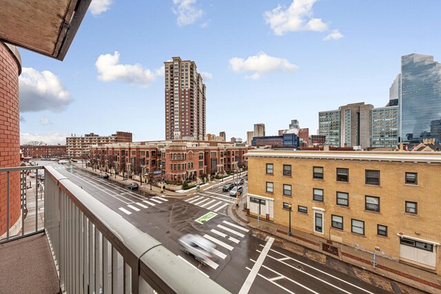 929 Portland Ave Unit 406, Minneapolis, MN 55404 - balcony with a city view