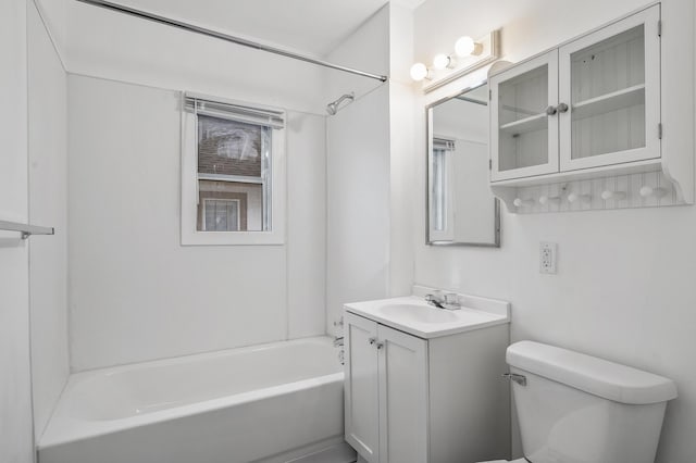 3431 Irving Ave N, Minneapolis, MN 55412 - full bath featuring vanity and tub / shower combination