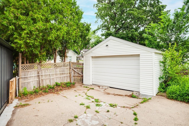 4415 Snelling Ave, Minneapolis, MN 55406 - view of detached garage
