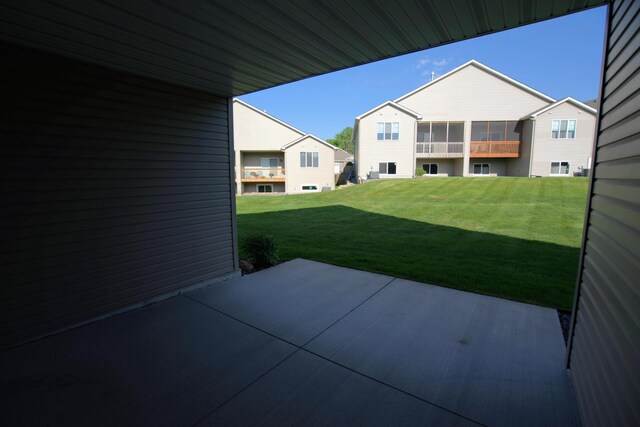 6150 Boulder Ridge Dr, Rockford, MN 55373 - view of patio / terrace