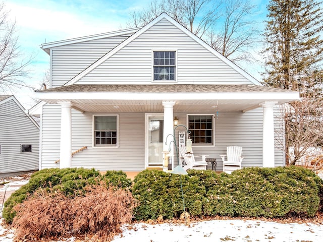 view of front of home featuring a porch