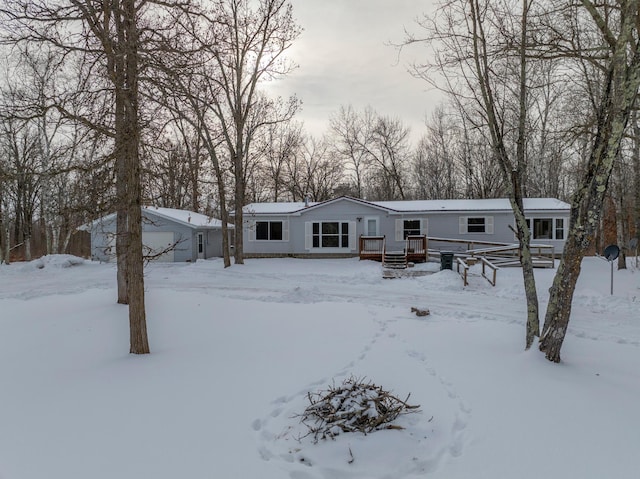 view of front of property featuring a deck